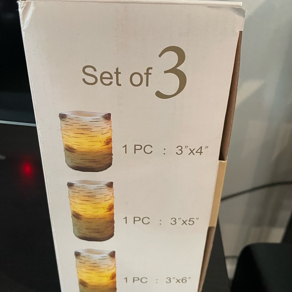 Set of 3 flameless candles, varied height, wood look, with remote - Picture 10 of 10